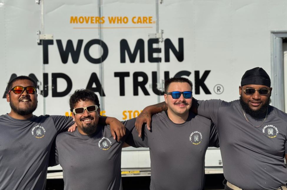tmtmovinglascruses